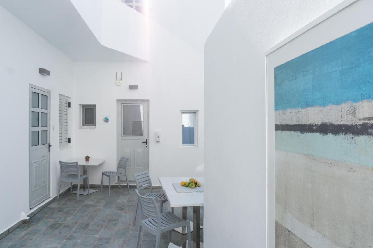 Pelican Paros Eksteriør billede