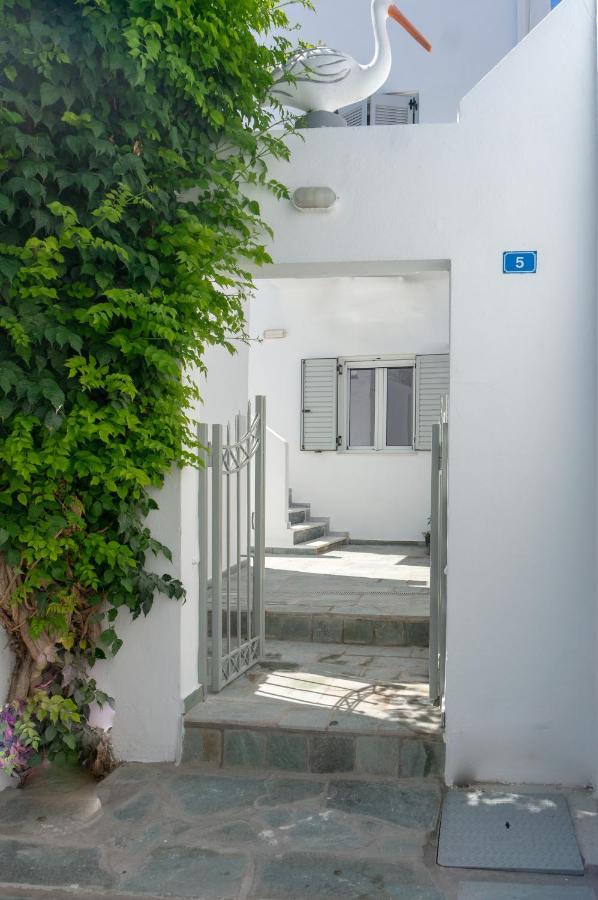 Pelican Paros Eksteriør billede